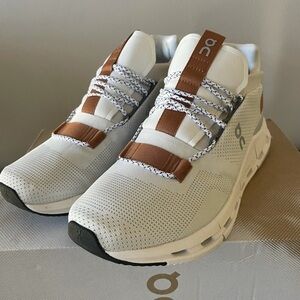 💖ON Running Cloudnova Women Shoes White Pearl🎄🎄